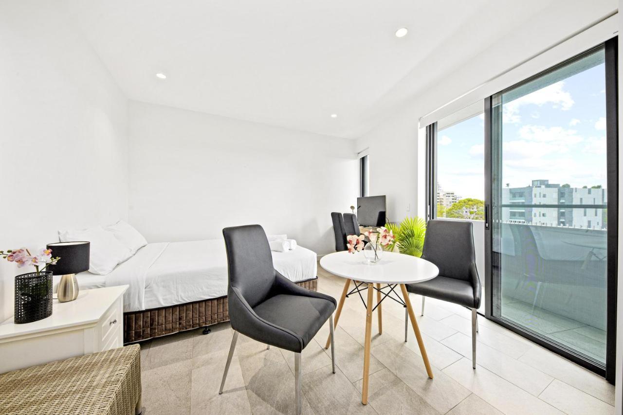 Studio For Long Term Tenants In Strathfield Cbd Sidney Dış mekan fotoğraf